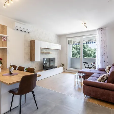 Ema 3 Appartement *