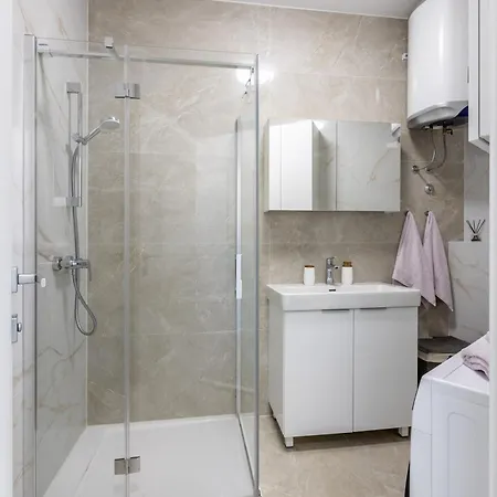 Ema 3 Appartement *